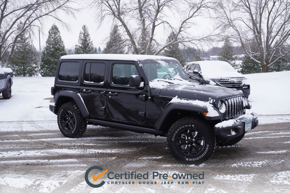 Used 2021 Jeep Wrangler Unlimited Willys with VIN 1C4HJXDN1MW577640 for sale in New Prague, Minnesota