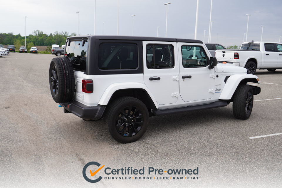 2022 Jeep Wrangler Unlimited Sahara 4xe Hard Top + Cold Weather Group