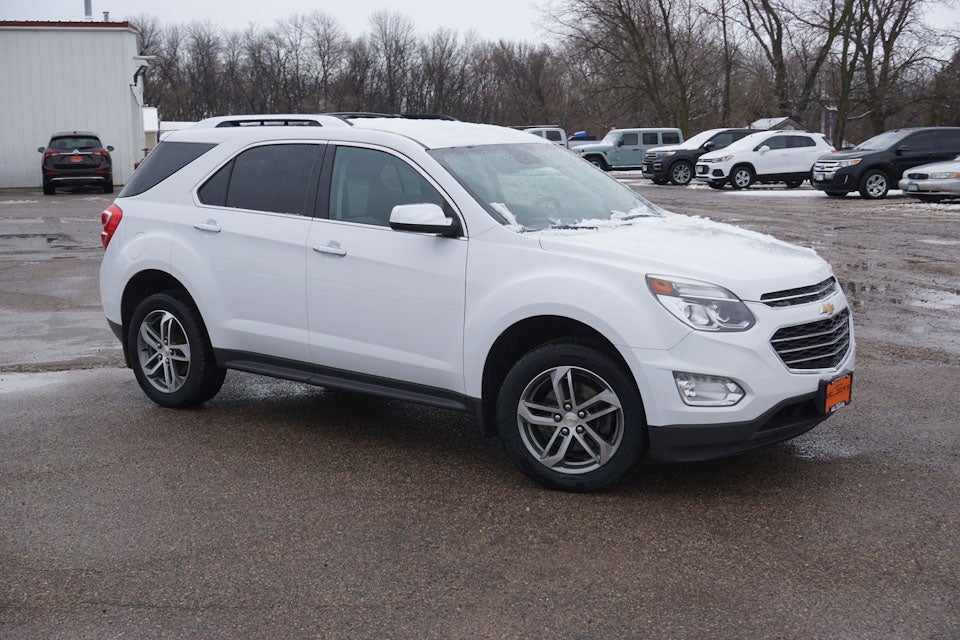Used 2017 Chevrolet Equinox Premier with VIN 2GNFLGE3XH6271560 for sale in New Prague, Minnesota