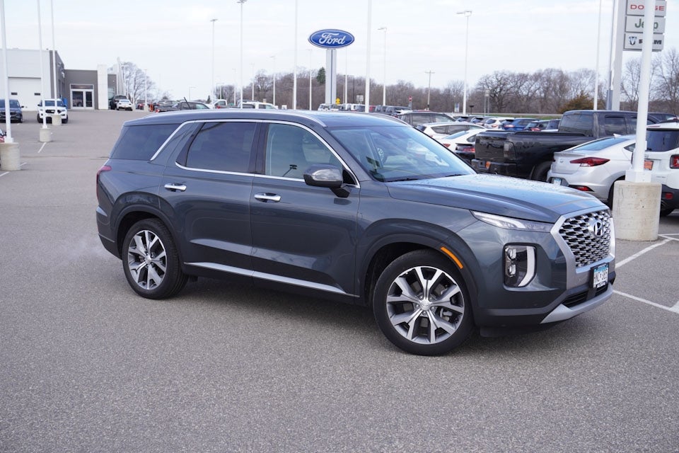 Used 2022 Hyundai Palisade SEL with VIN KM8R3DHE1NU391709 for sale in New Prague, Minnesota